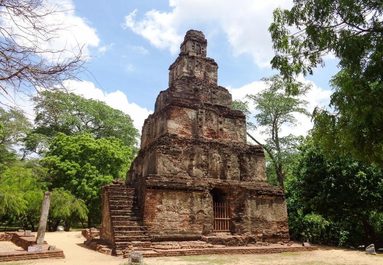 Geethani Tourist Home Polonnaruwa Exterior foto