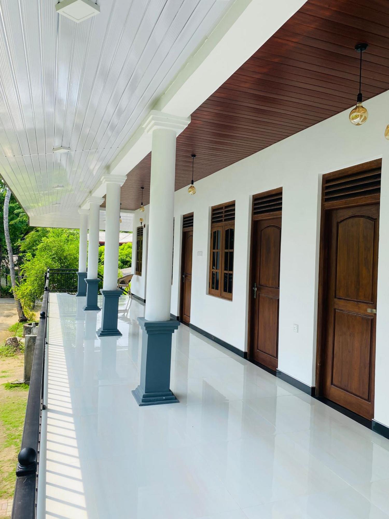 Geethani Tourist Home Polonnaruwa Exterior foto