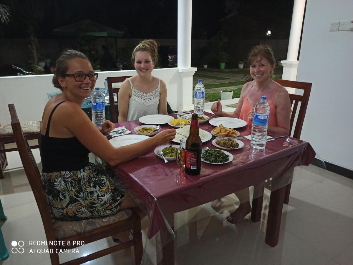 Geethani Tourist Home Polonnaruwa Exterior foto